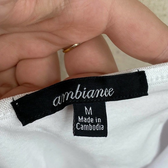 NEW Ambiance White Adjustable Strap Camisole Size Medium - Picture 3 of 4